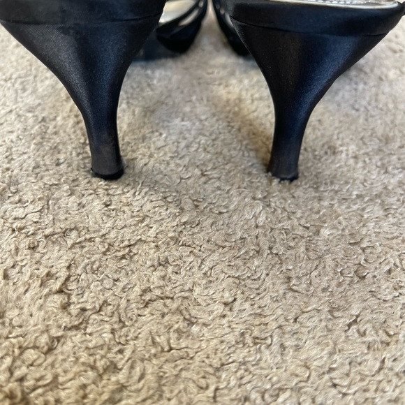 Mudd Black Satin Strappy Dress Sandals - Picture 6 of 7
